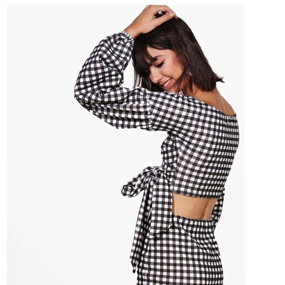 𝅺NWT - Boohoo- Tina Gingham Wrap Crop Top - Picture 3 of 11